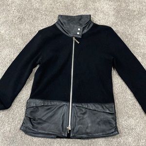 Bebe zip up top in women size medium